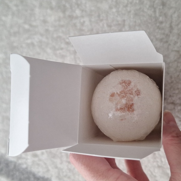 NEW LOT: Body Restore Shower Steamers & Buck Naked Soap Company Mani-Pedi Bomb - Picture 7 of 7